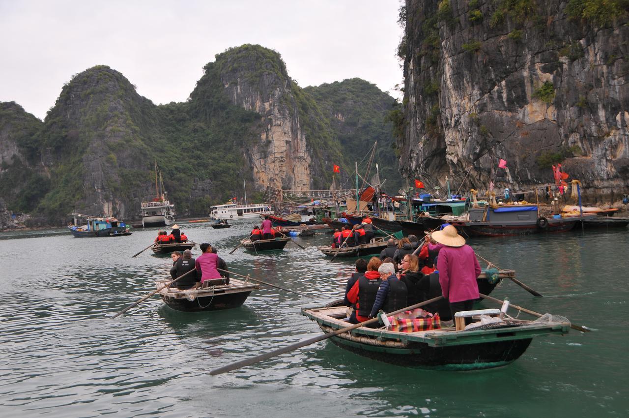 Hotel Margaret Cruises Hạ Long Exterior foto
