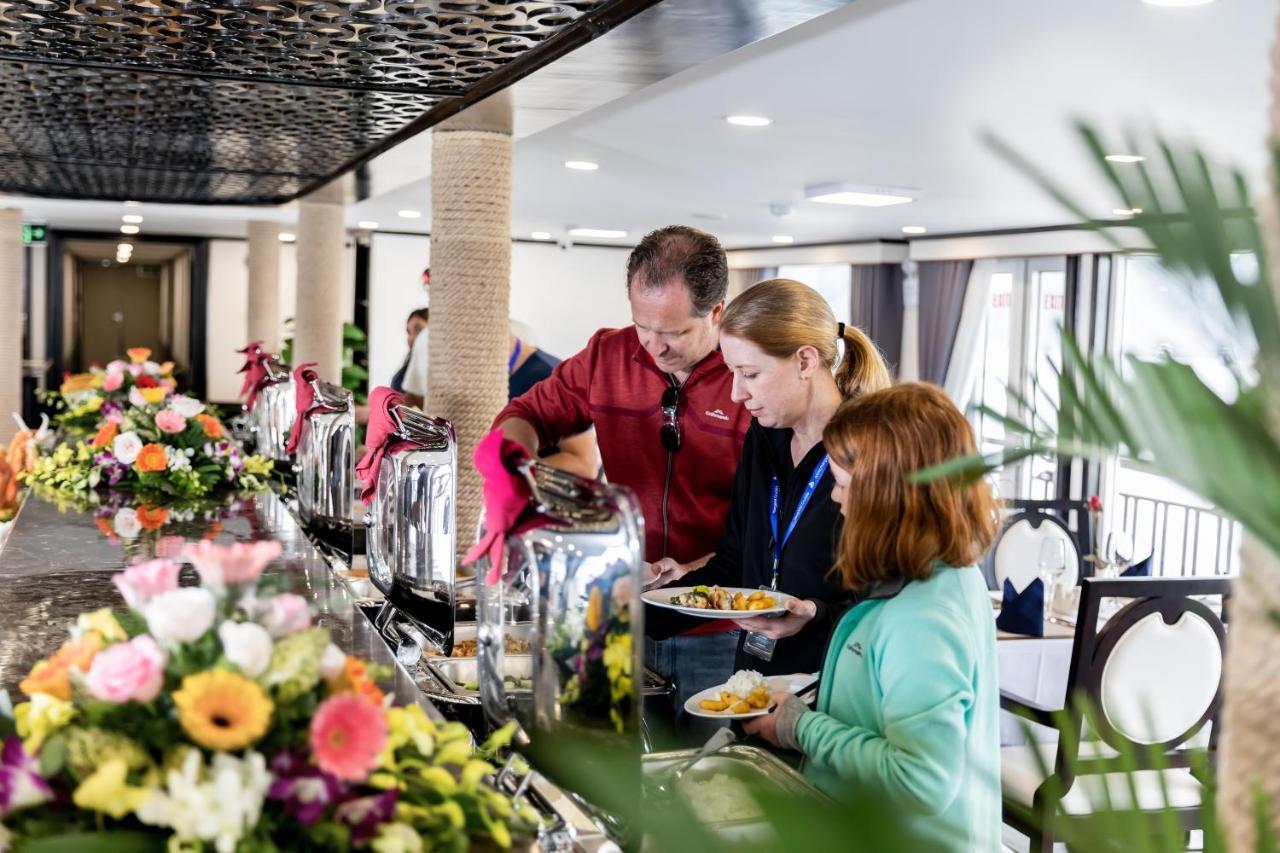 Hotel Margaret Cruises Hạ Long Exterior foto