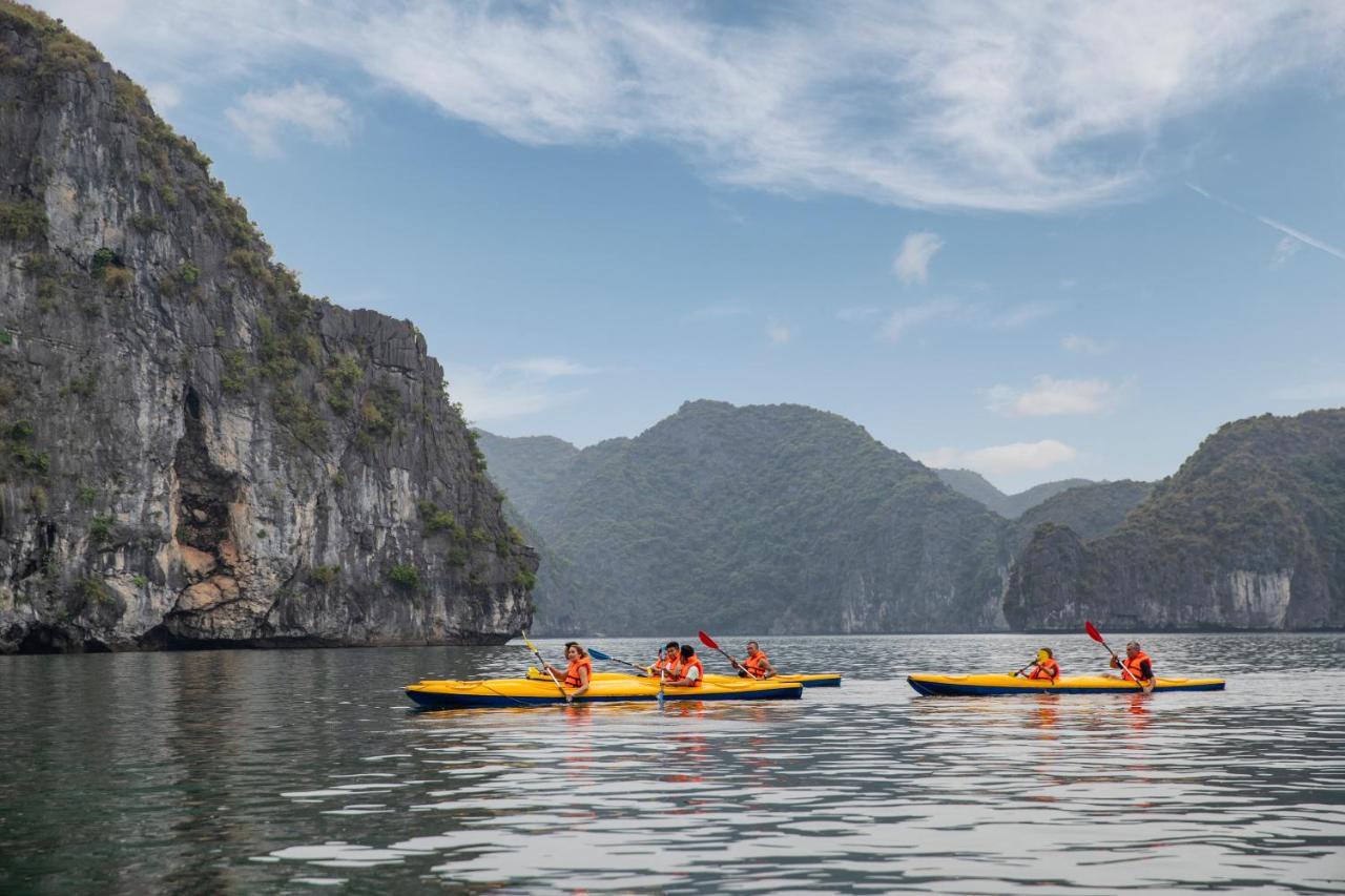 Hotel Margaret Cruises Hạ Long Exterior foto
