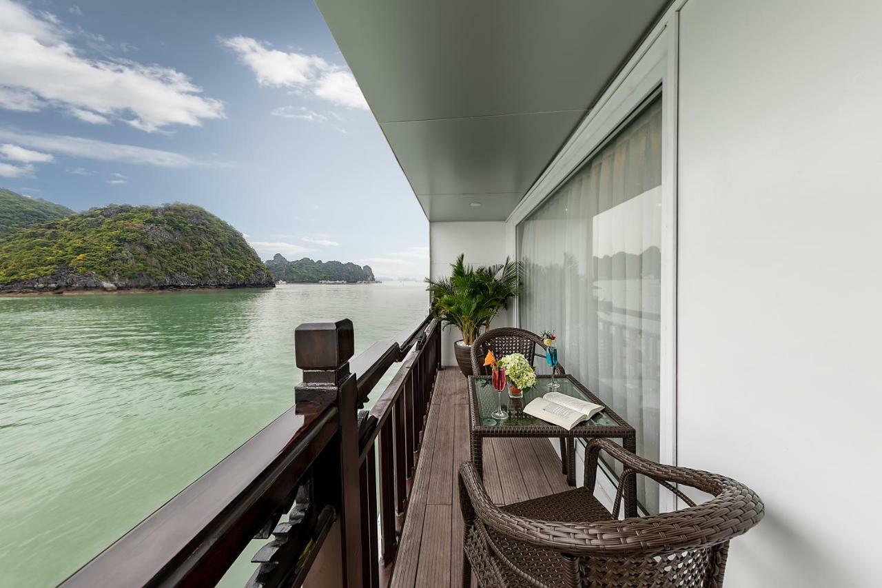 Hotel Margaret Cruises Hạ Long Exterior foto